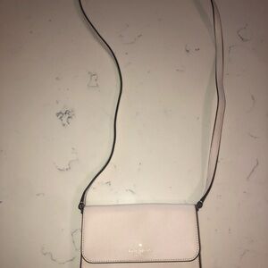 Kate Spade Cream Crossbody Bag Sleek Design